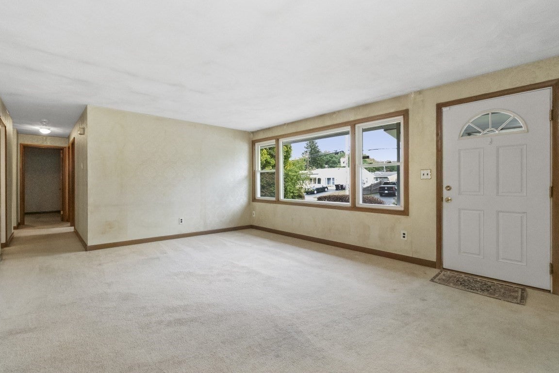 68 Colgate Rd, Brockton, MA Photo #6