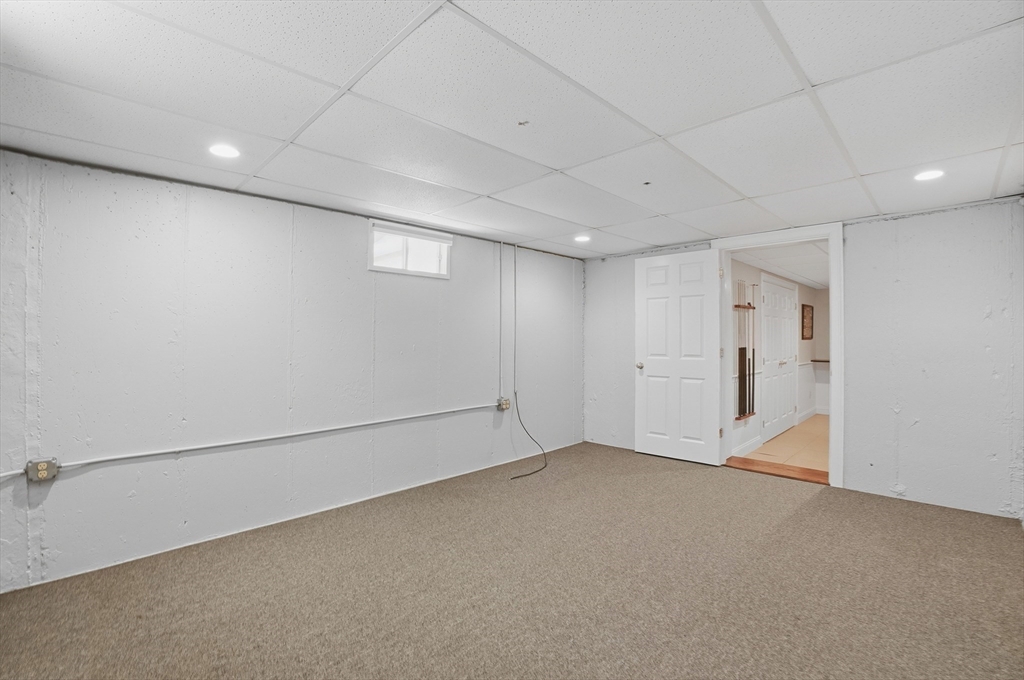 15 Kenneth Drive, Bridgewater, MA Photo #39