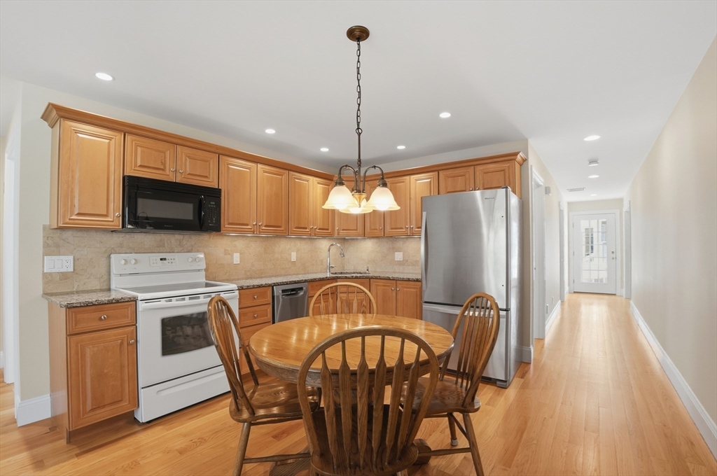 15 Kenneth Drive, Bridgewater, MA Photo #34