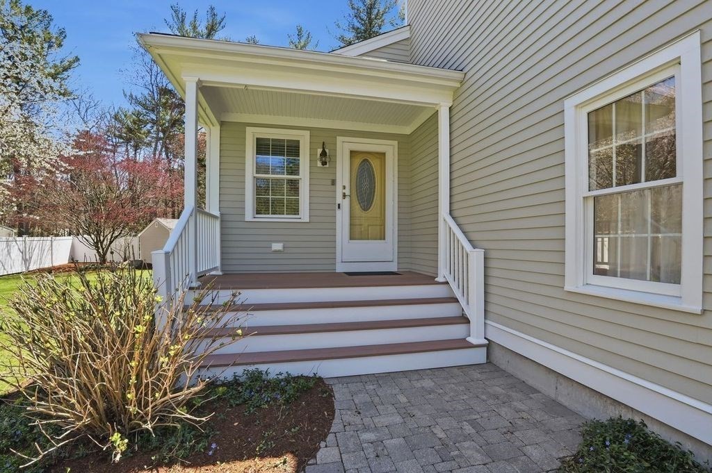 15 Kenneth Drive, Bridgewater, MA Photo #3