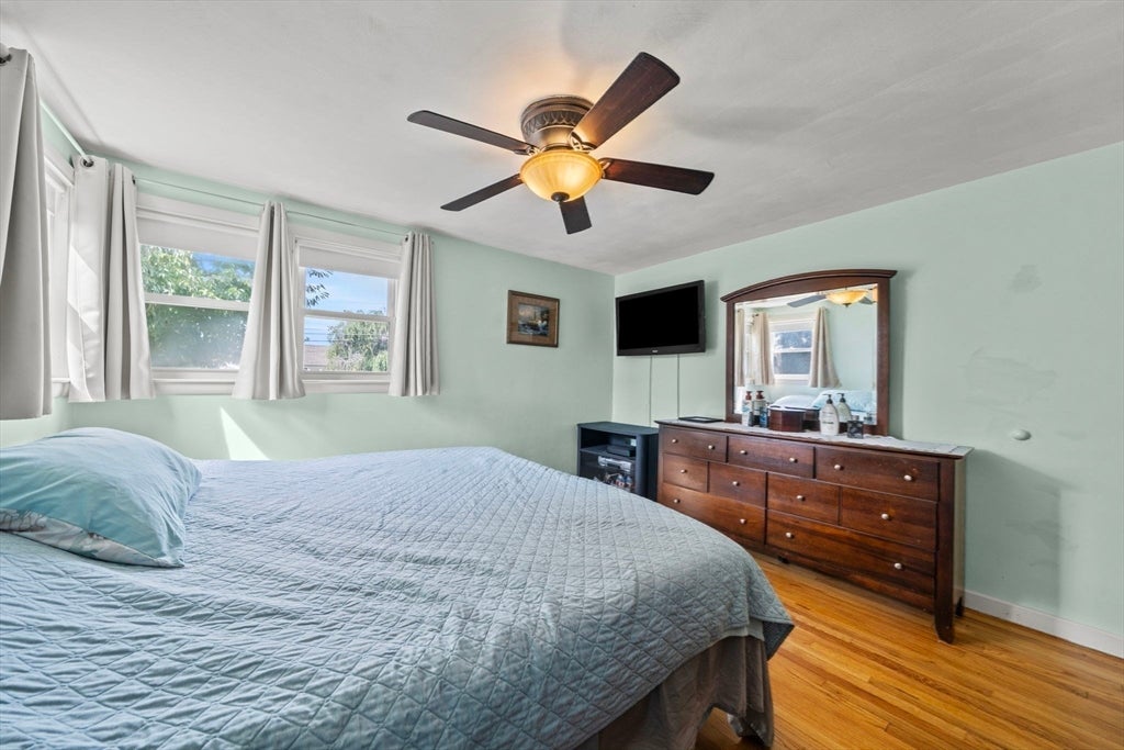 14 Richard Cir, Woburn, MA Photo #24