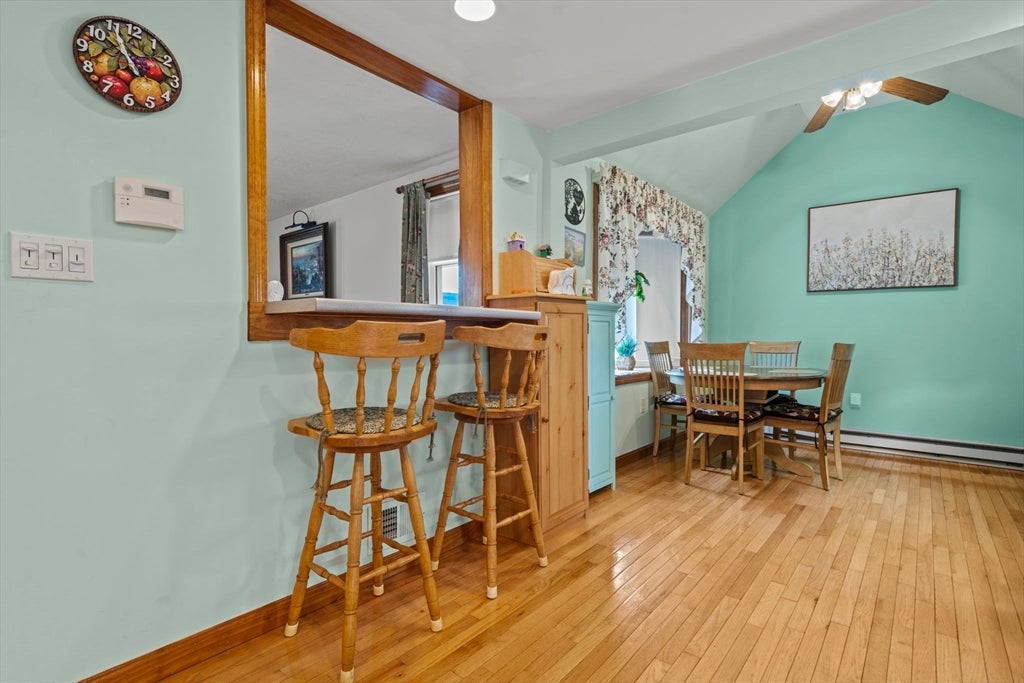 14 Richard Cir, Woburn, MA Photo #15