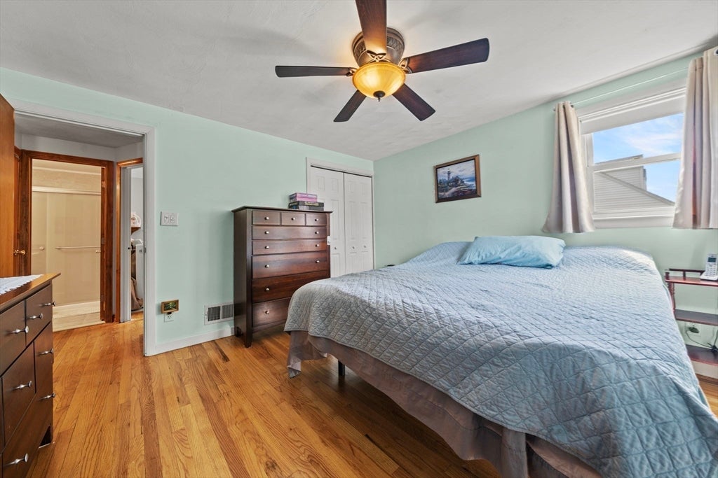 14 Richard Cir, Woburn, MA Photo #23