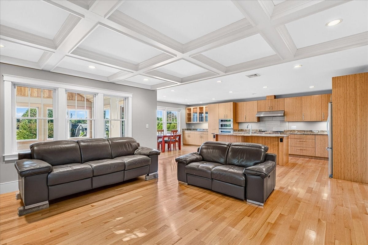 50 Captains Hill Rd, Duxbury, MA, 50 Captains Hill Rd, Duxbury, MA Photo #9