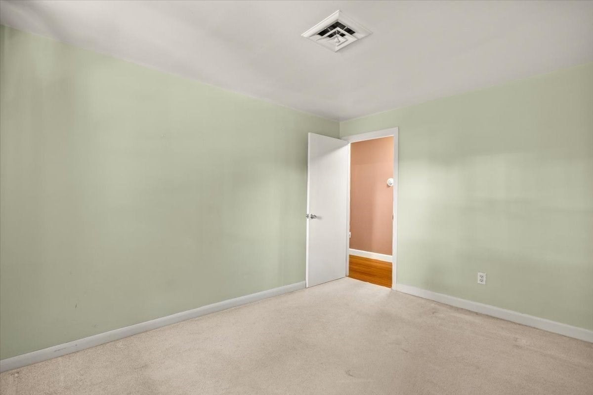 30 Bassett Rd, Brockton, MA, 30 Bassett Rd, Brockton, MA Photo #25