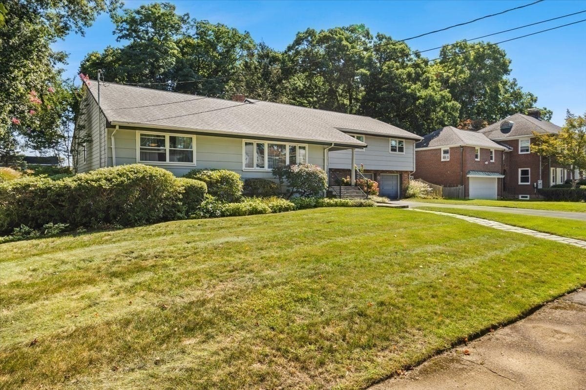 30 Bassett Rd, Brockton, MA, 30 Bassett Rd, Brockton, MA Photo #3
