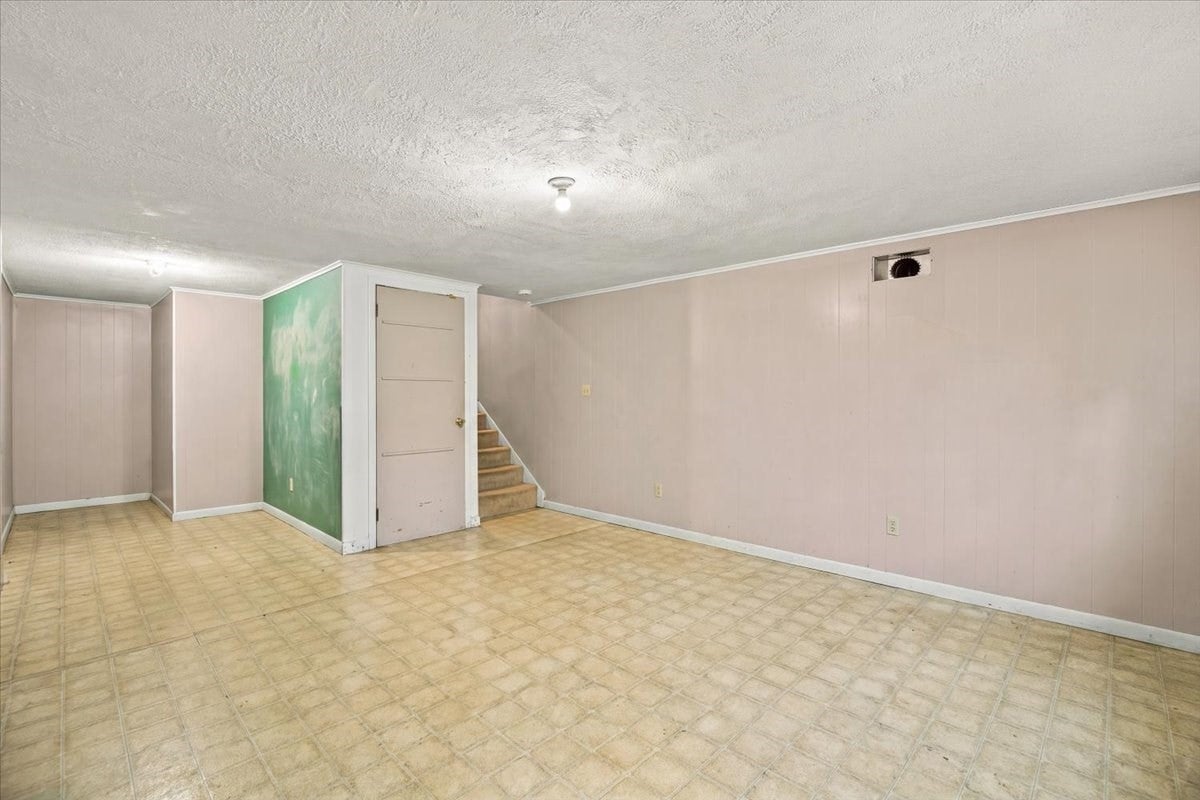 30 Bassett Rd, Brockton, MA, 30 Bassett Rd, Brockton, MA Photo #27