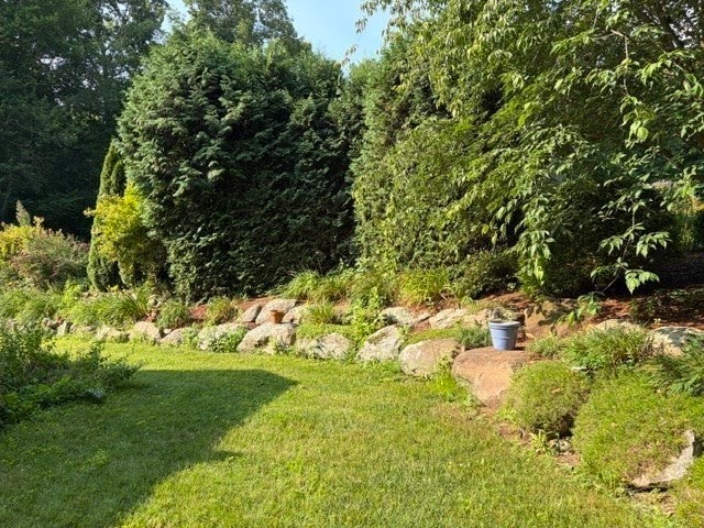 17 Atwater Pl, West Brookfield, MA Photo #23