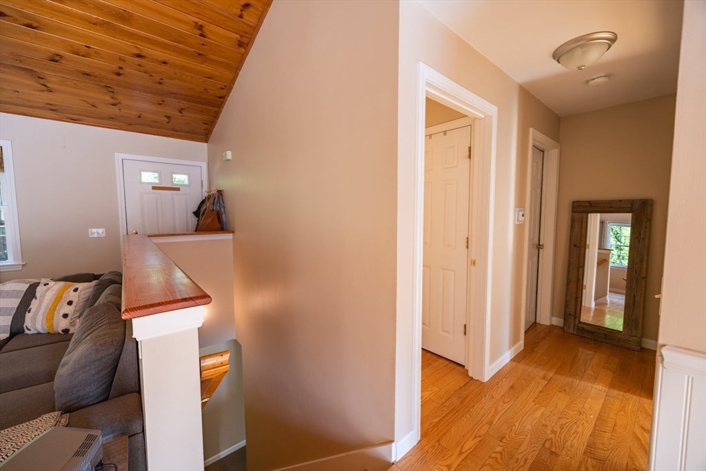 17 Atwater Pl, West Brookfield, MA Photo #8