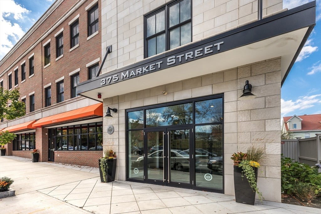 Photo of 375 Market ST, Boston, MA