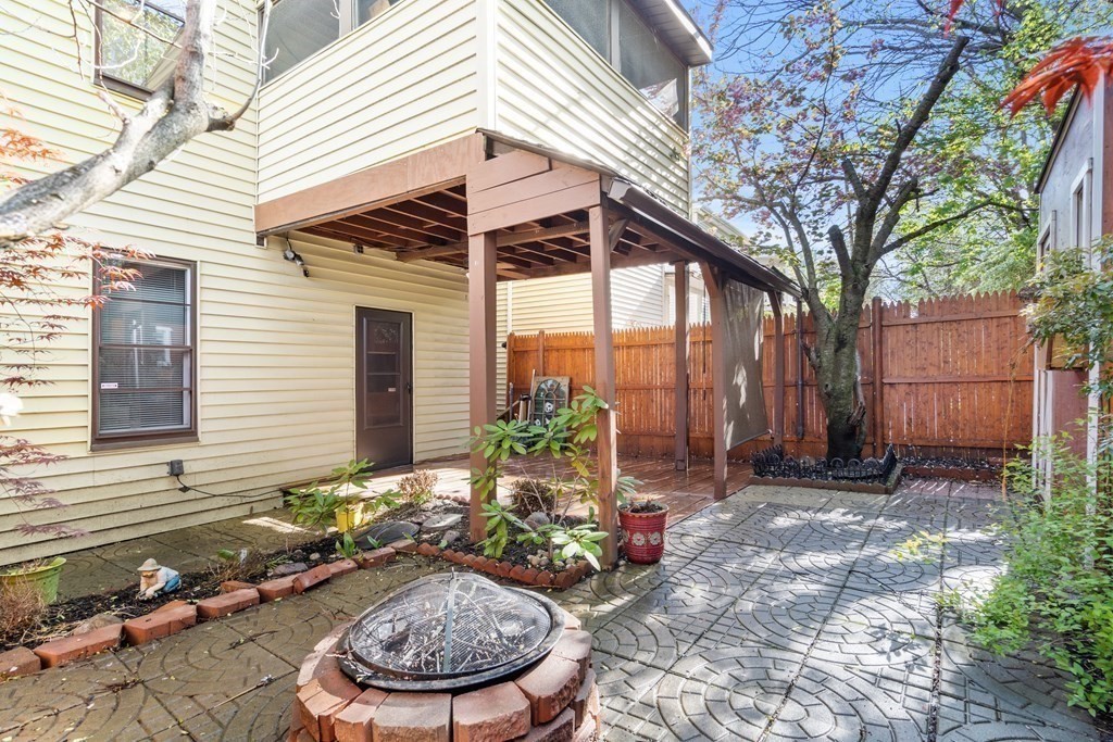 53 Falcon St #53, Boston, MA Photo #19