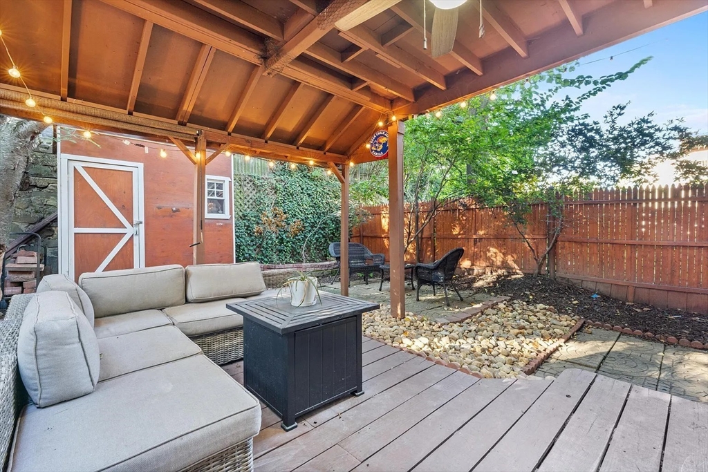 53 Falcon St #53, Boston, MA Photo #15