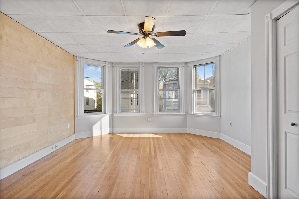 53 Falcon St #53, Boston, MA Photo #6