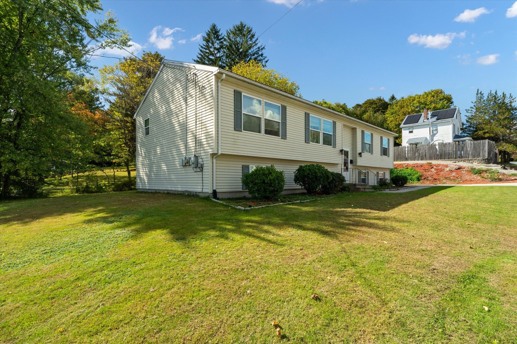 12 Pearl St, Auburn, MA, 12 Pearl St, Auburn, MA Photo #4