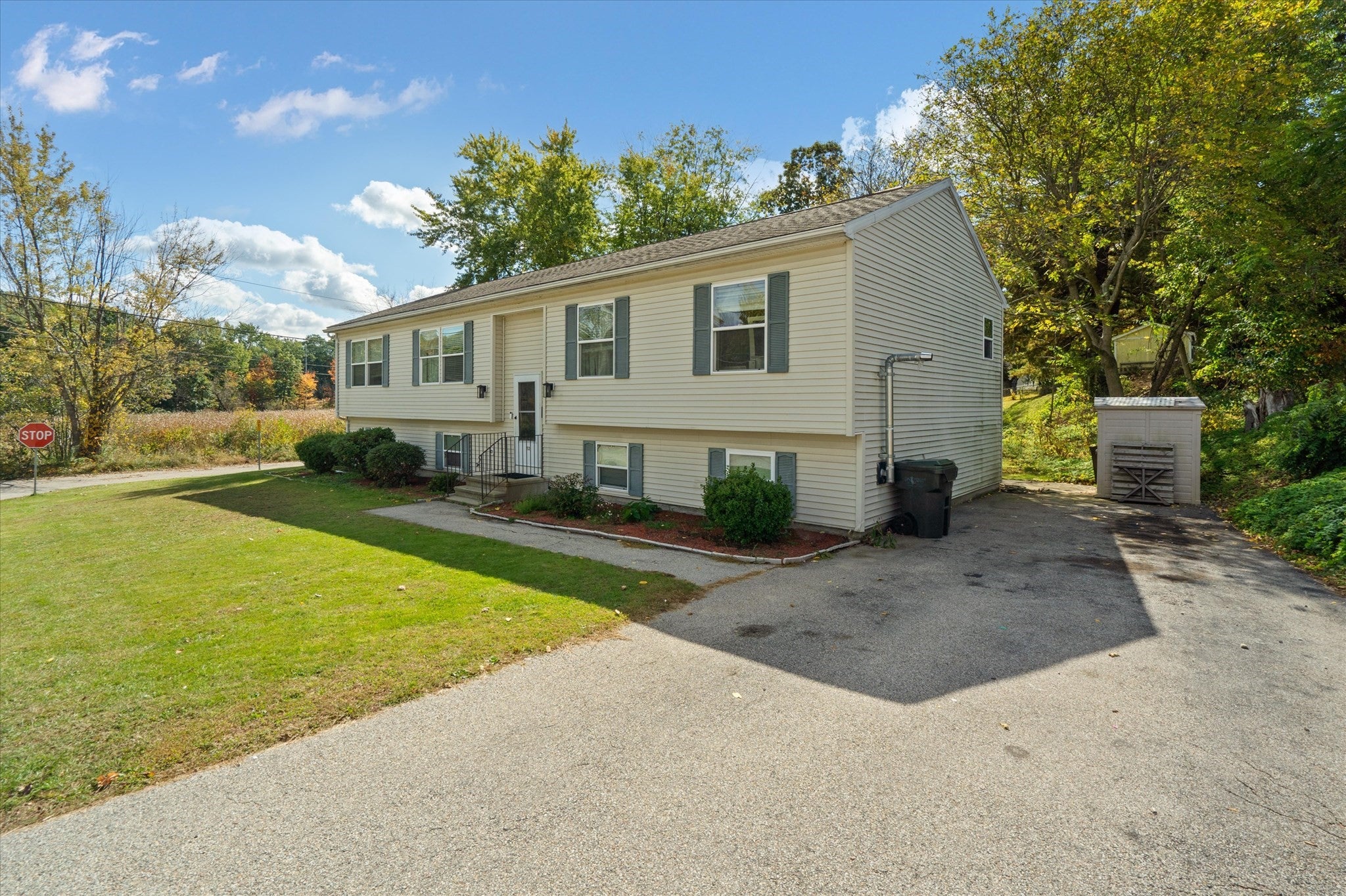 12 Pearl St, Auburn, MA, 12 Pearl St, Auburn, MA Photo #2