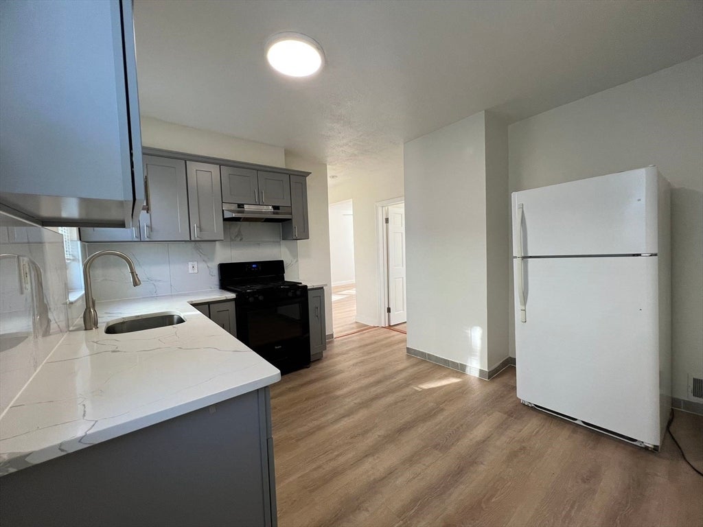 539 Washington St #2, Quincy, MA, 539 Washington St #2, Quincy, MA Photo #4