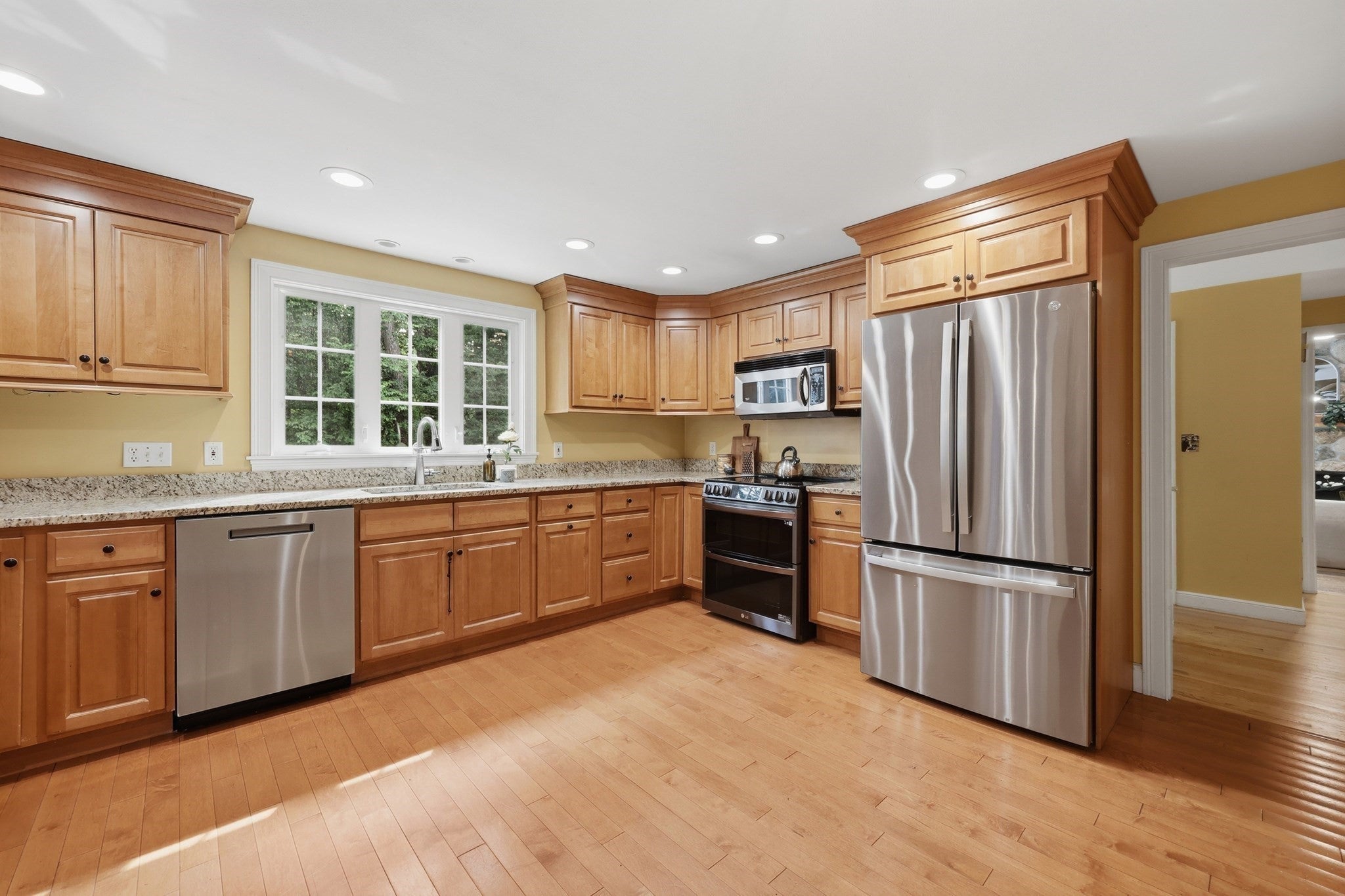 26 Kathleen Dr, Andover, MA, 26 Kathleen Dr, Andover, MA Photo #8