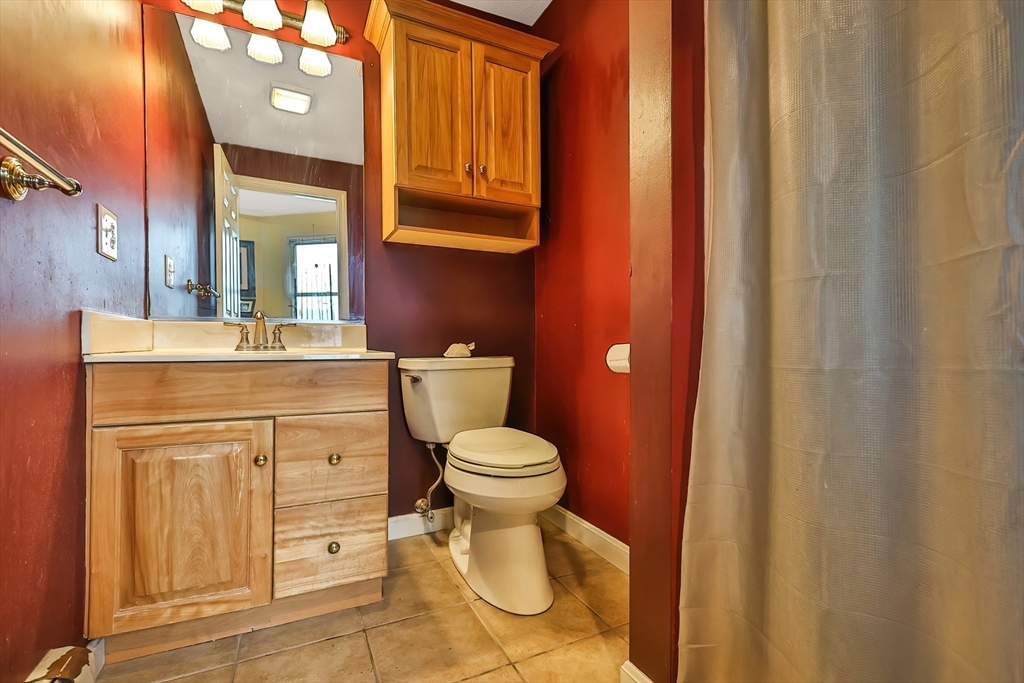 371 & 377 Franklin St, Wrentham, MA, 371 & 377 Franklin St, Wrentham, MA Photo #30