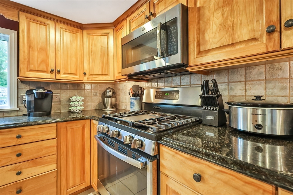 371 & 377 Franklin St, Wrentham, MA, 371 & 377 Franklin St, Wrentham, MA Photo #22