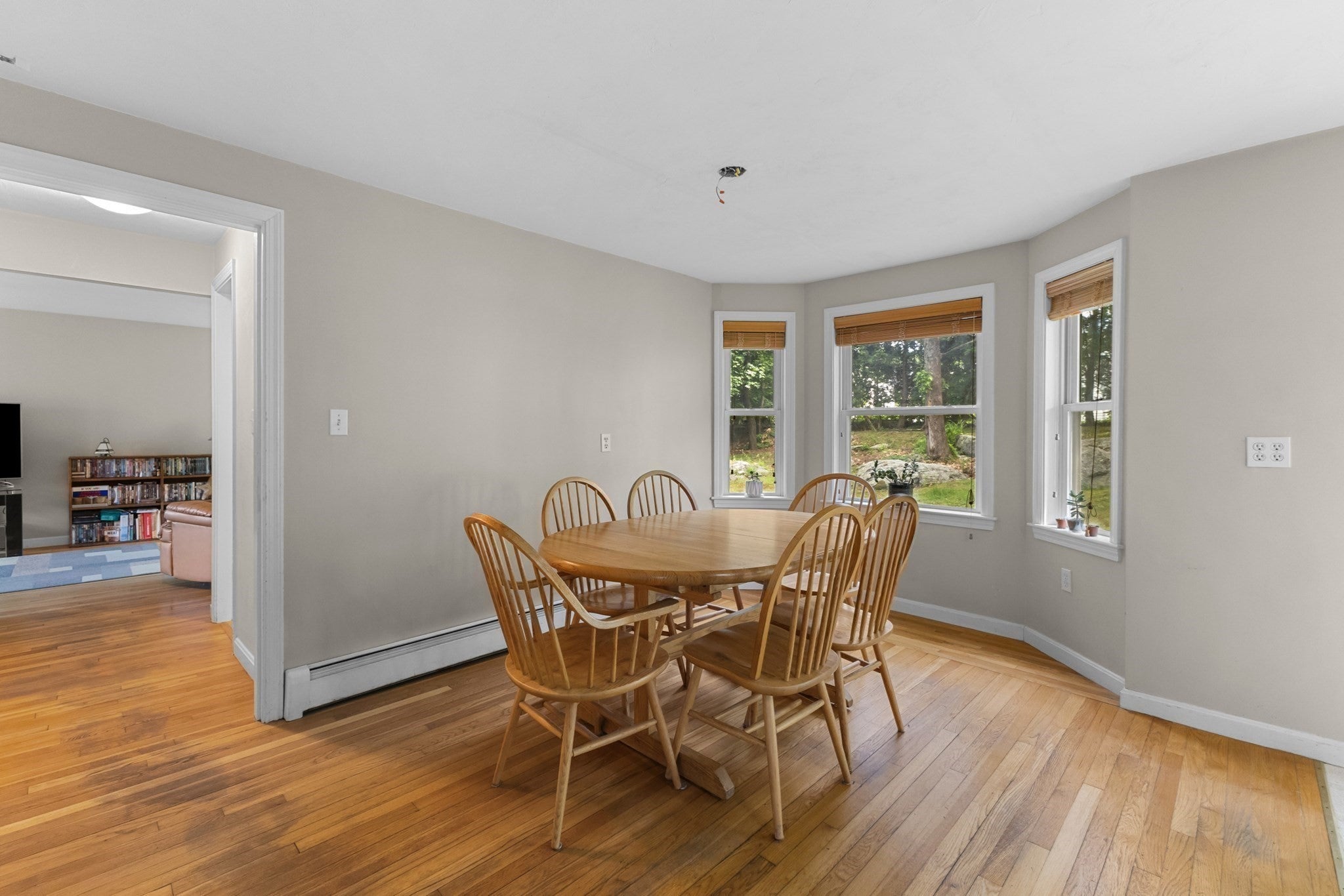 15 Mars DR, Shrewsbury, MA, 15 Mars DR, Shrewsbury, MA Photo #11