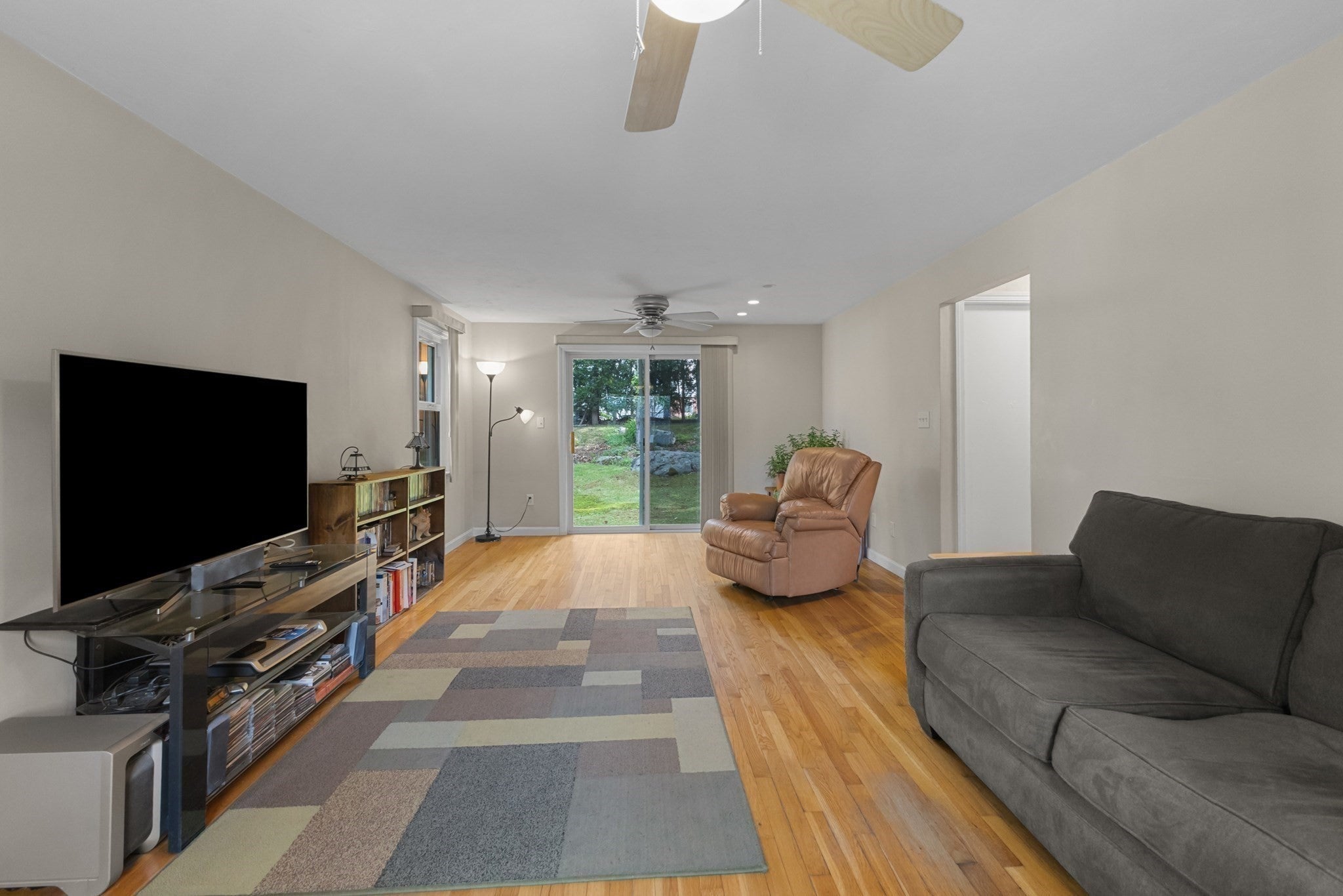 15 Mars DR, Shrewsbury, MA, 15 Mars DR, Shrewsbury, MA Photo #14