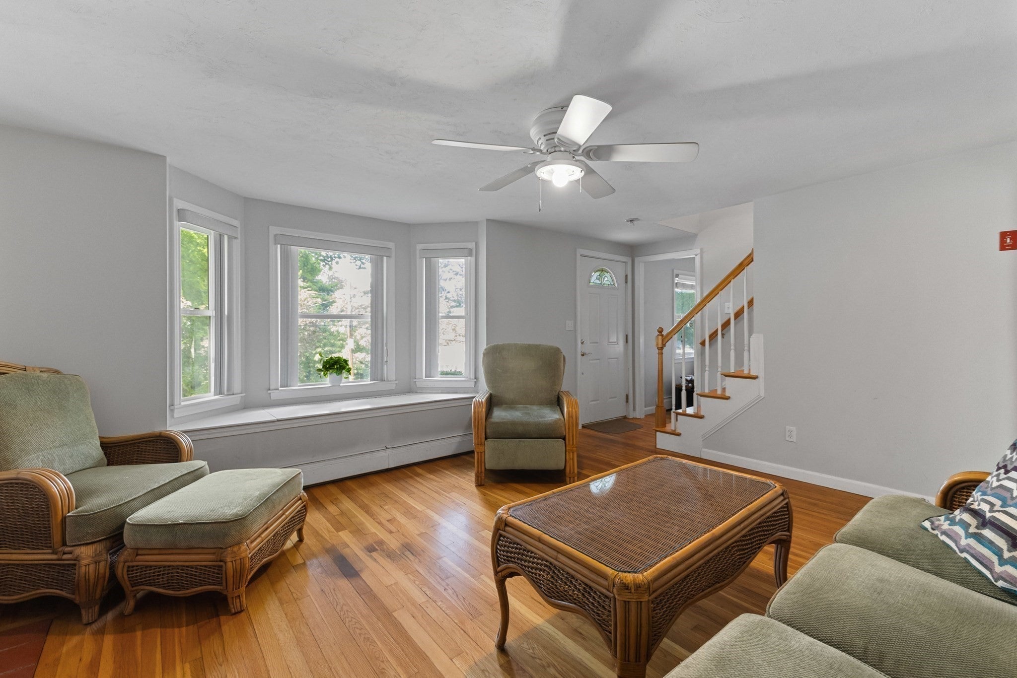 15 Mars DR, Shrewsbury, MA, 15 Mars DR, Shrewsbury, MA Photo #6