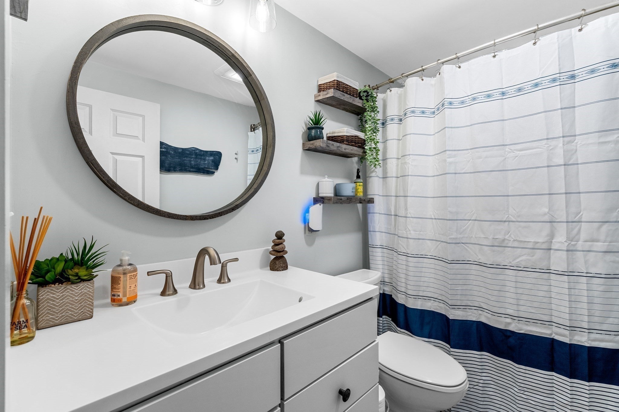 568 Nantasket Ave, Hull, MA Photo #16