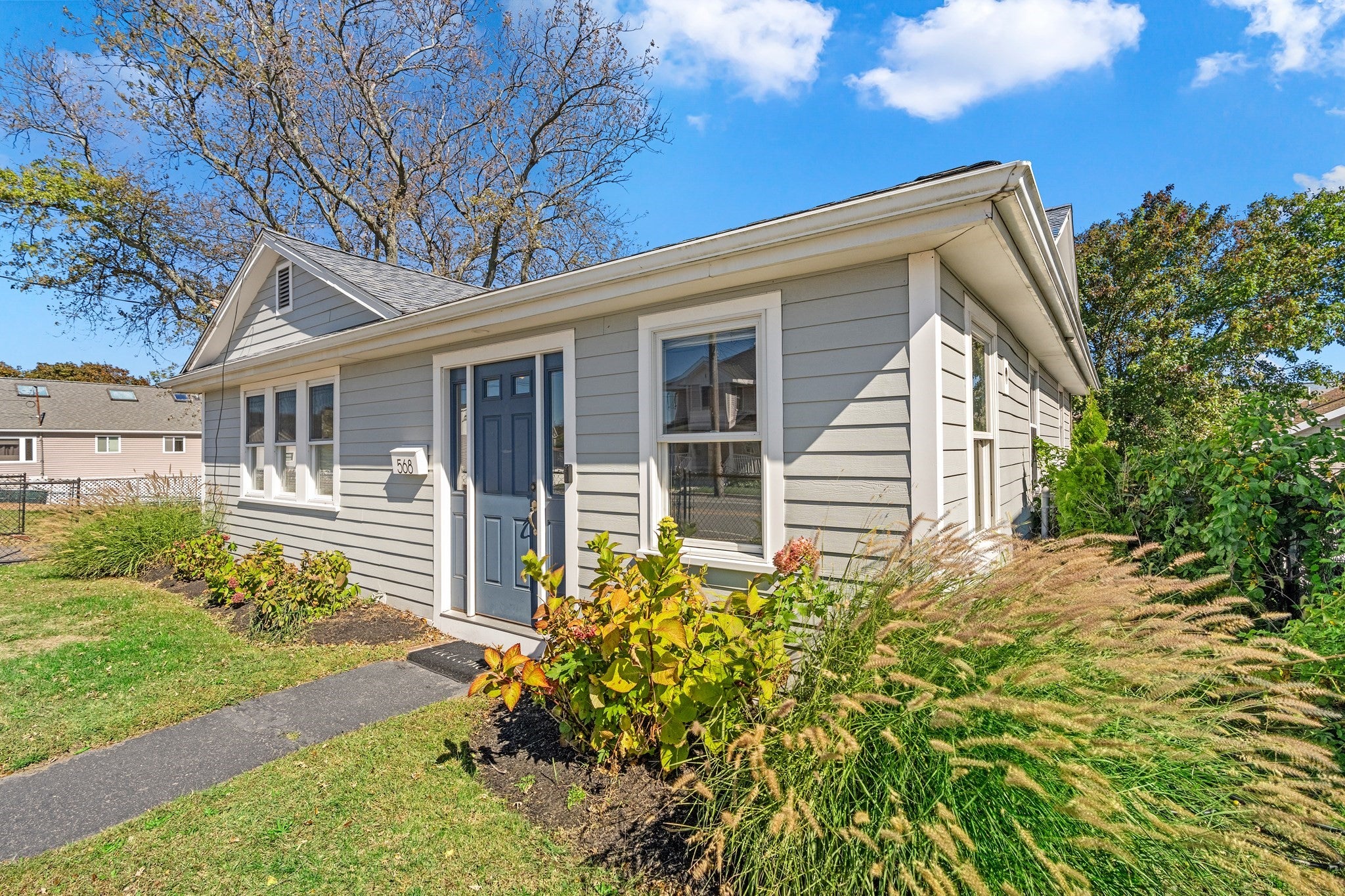 Photo of 568 Nantasket Ave, Hull, MA