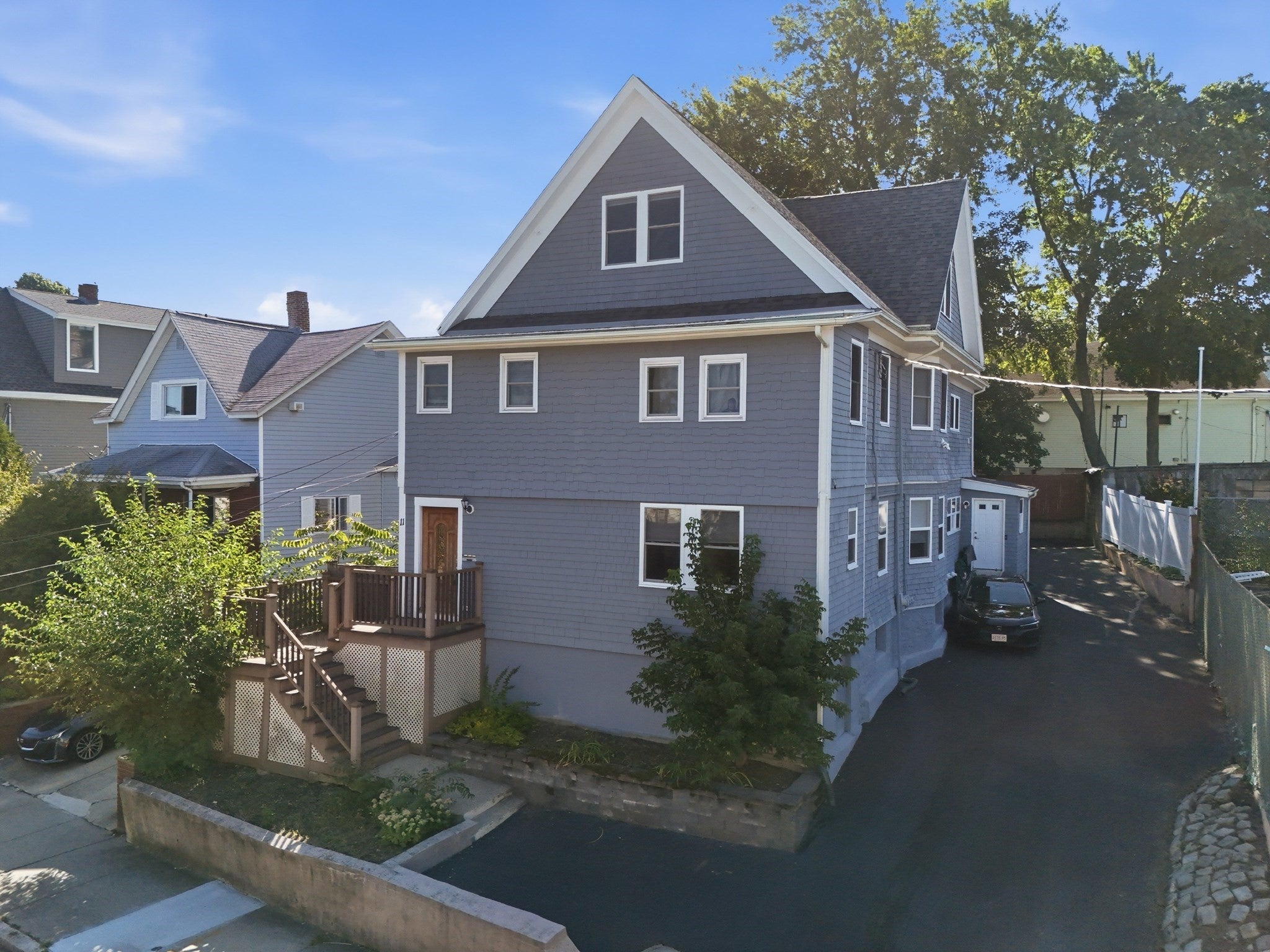 11 Hicks Avenue