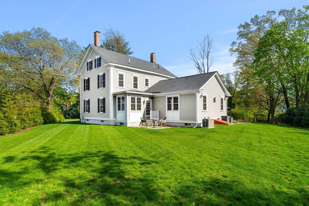 275 S Main St