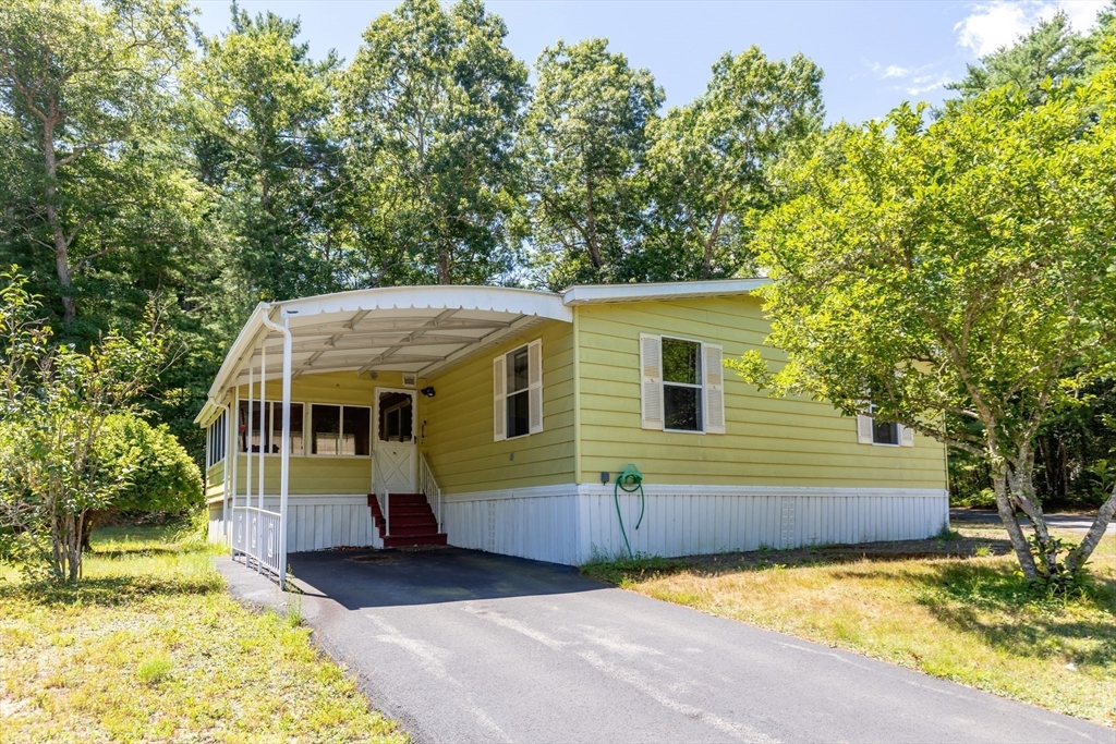 3-9 South Meadow Village