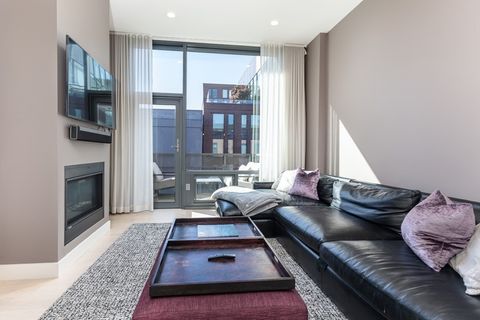 32 Traveler St PH8 Boston MA 02118