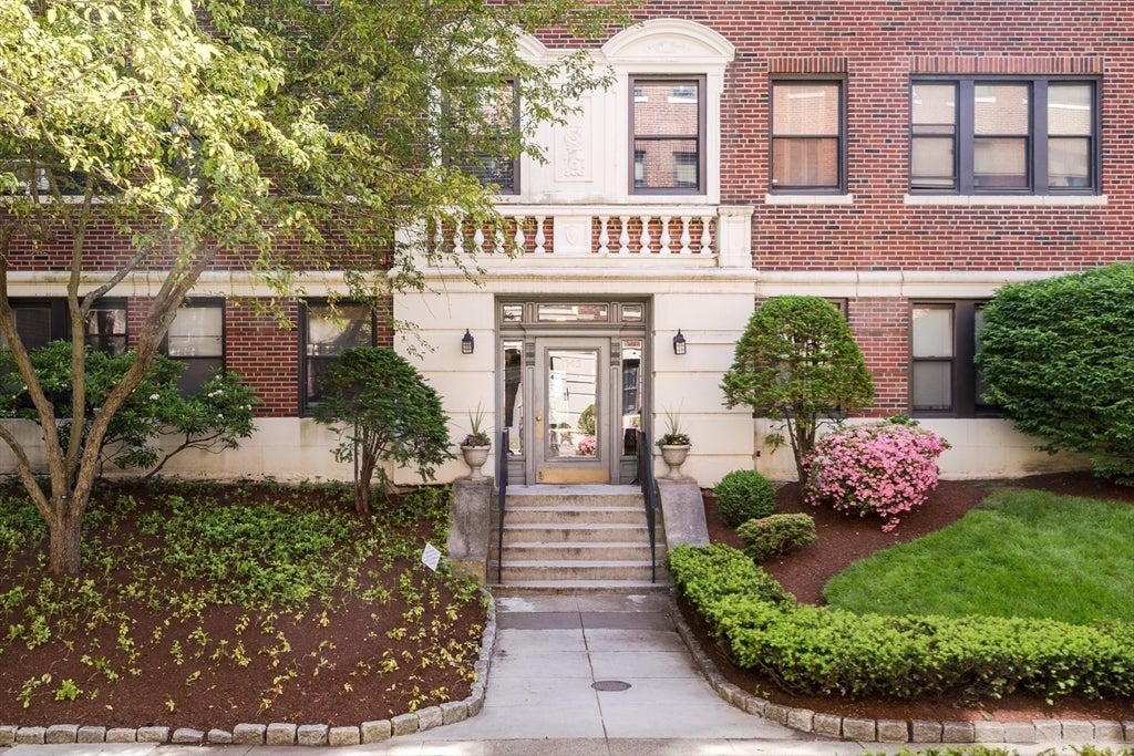 145 Englewood Ave #42, Boston, MA Photo #34