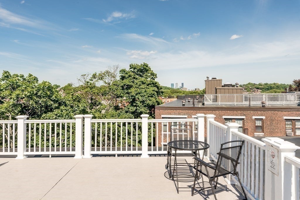 145 Englewood Ave #42, Boston, MA Photo #29