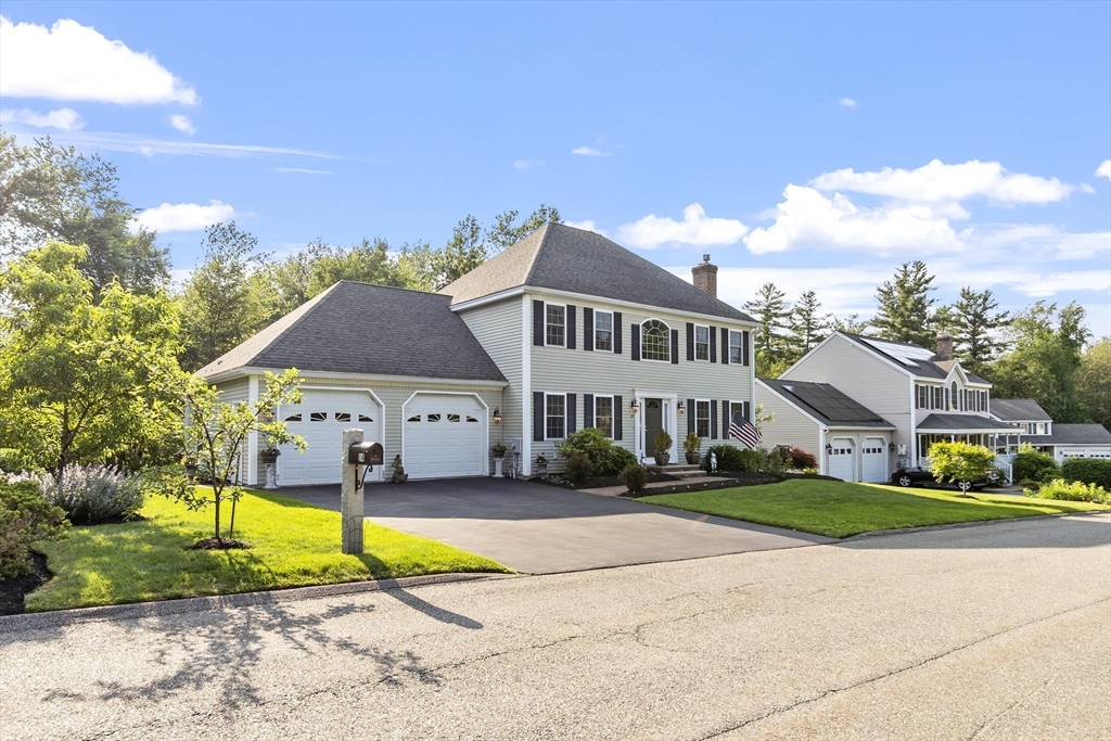 14 Harbor Light Rd