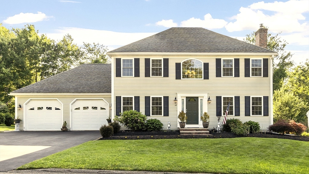 14 Harbor Light Rd