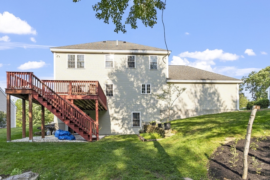 14 Harbor Light Rd