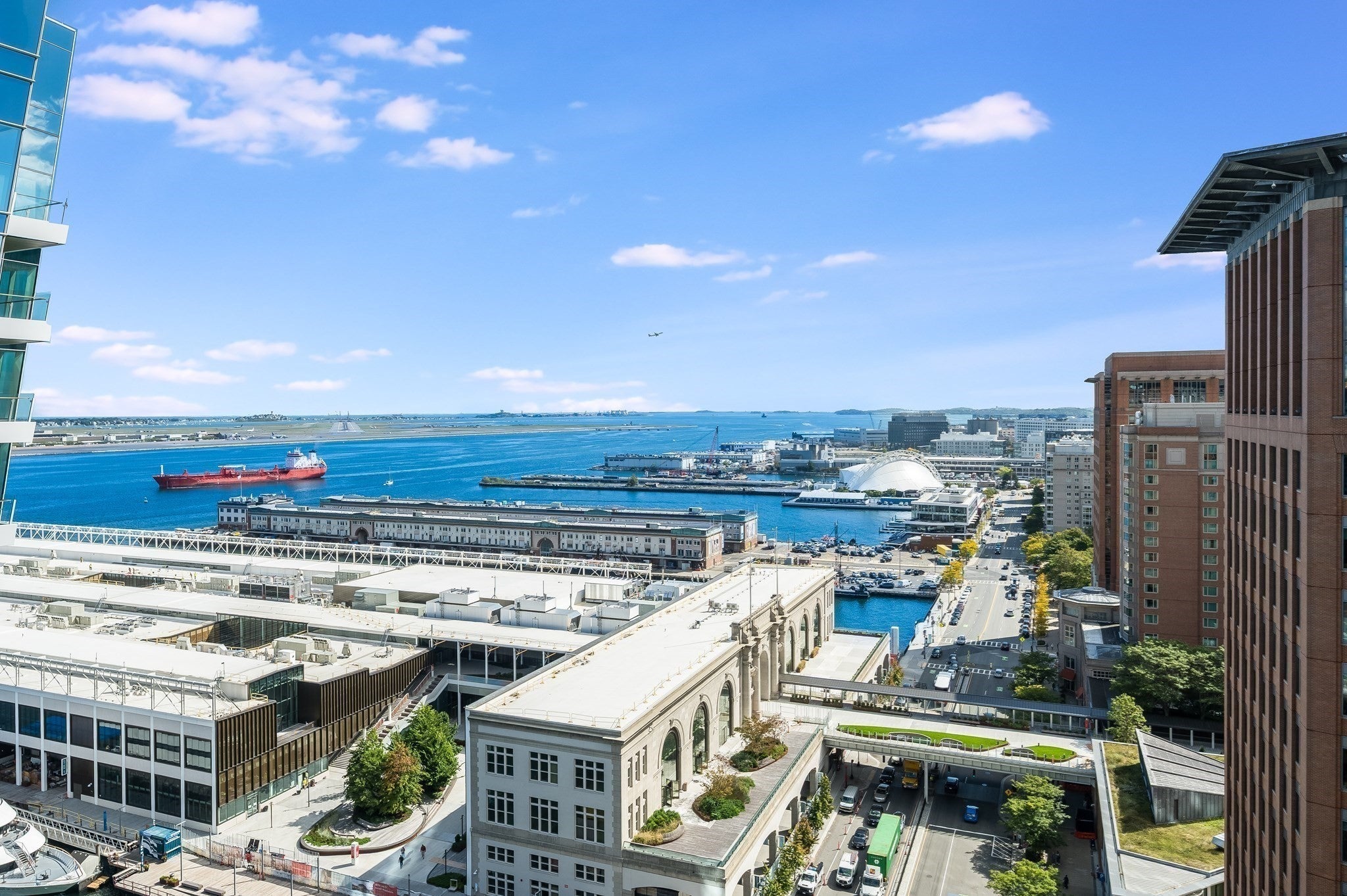 Click for 133 Seaport Blvd #12, Boston, MA slideshow Click for 133 Seaport Blvd #12, Boston, MA slideshow