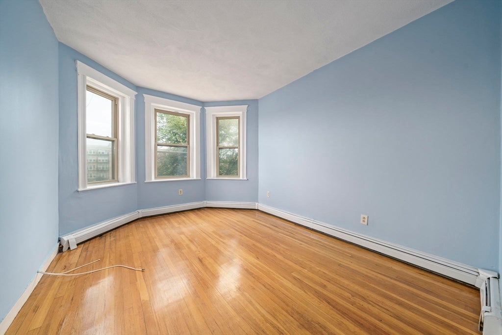 1625 Commonwealth Ave 18