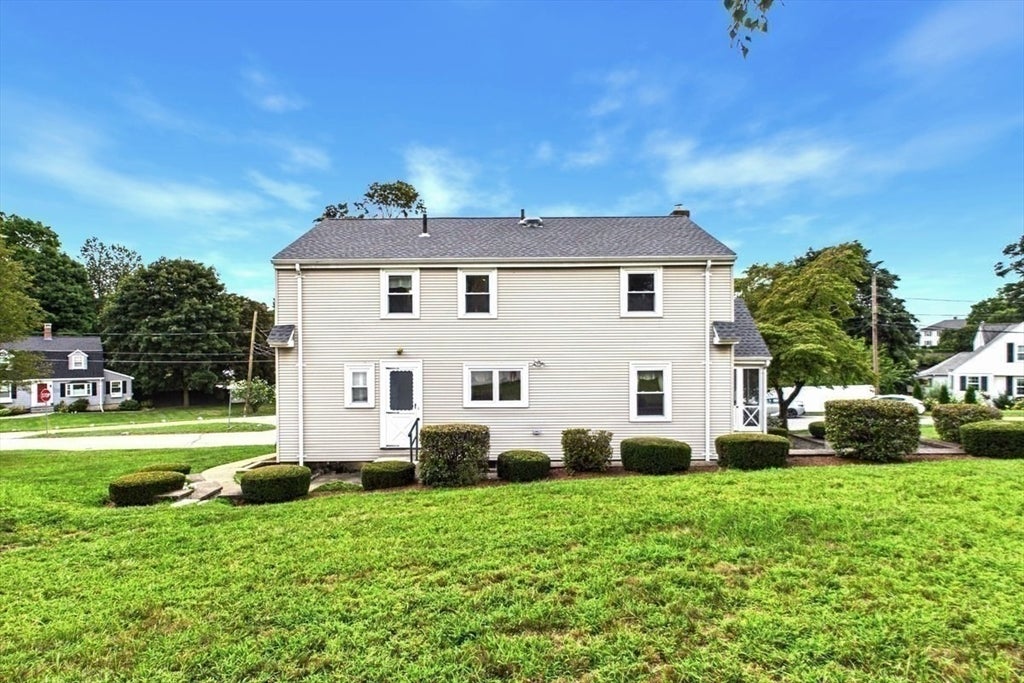 30 Manor Road, Waltham, MA, 30 Manor Road, Waltham, MA Photo #34