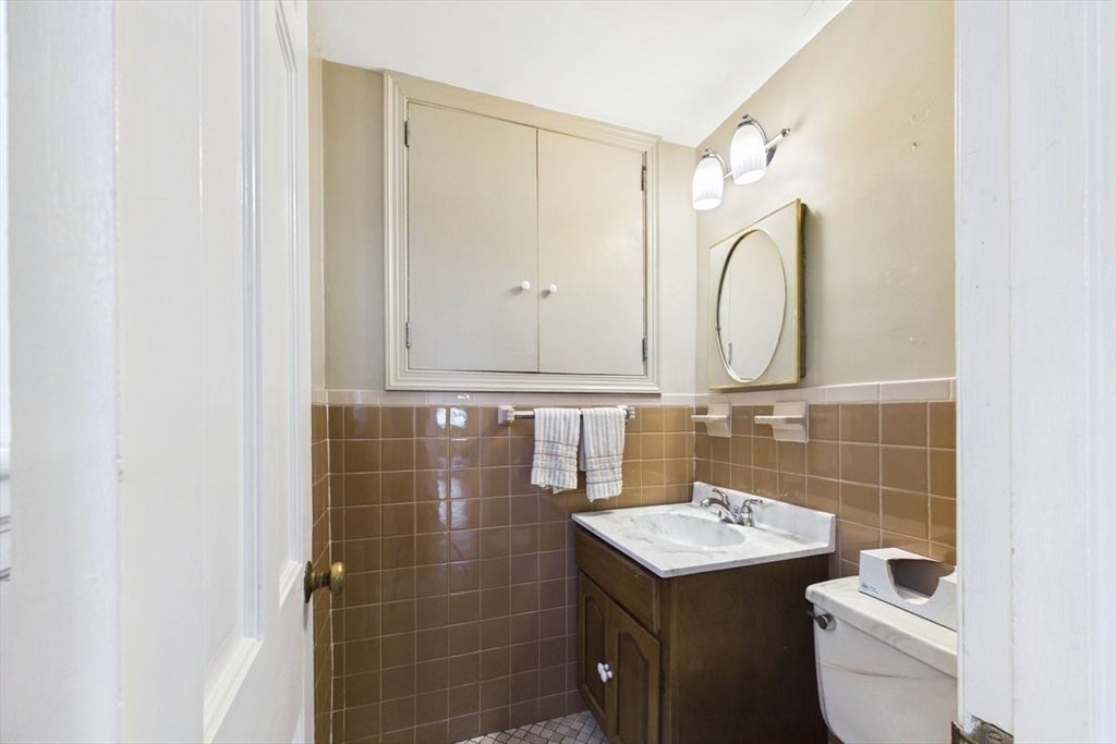 30 Manor Road, Waltham, MA, 30 Manor Road, Waltham, MA Photo #20