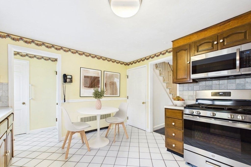 30 Manor Road, Waltham, MA, 30 Manor Road, Waltham, MA Photo #17