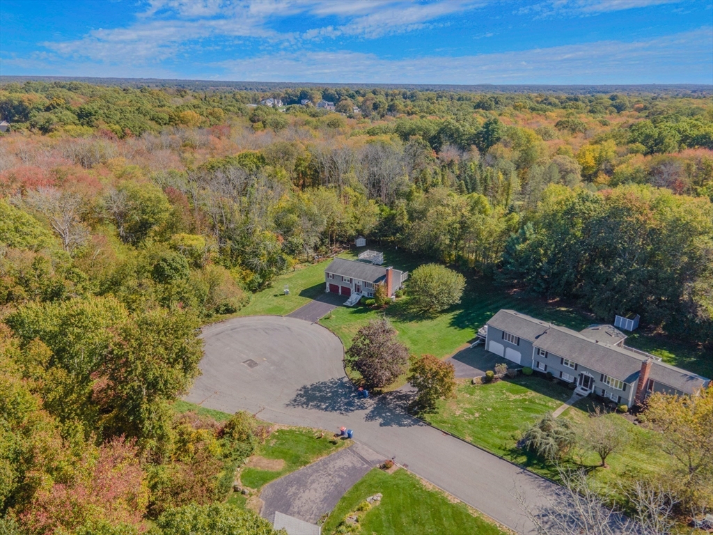 39 John Alden Road