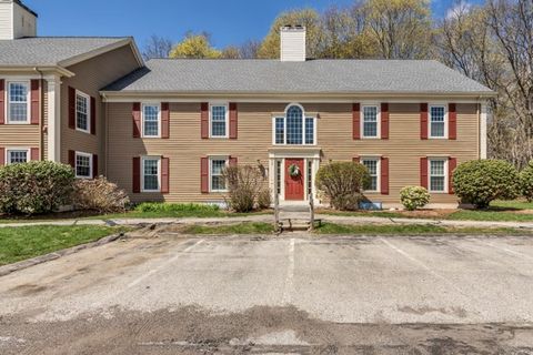 Photo of 35 Essex Green Lane #D, Peabody, MA 01960 (MLS # 73507901)