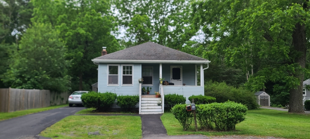 293 Cocasset St