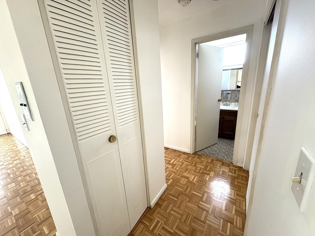 80 Salisbury St 308