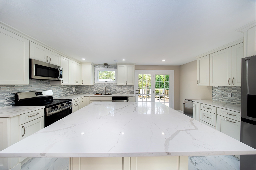 123 Norwood St