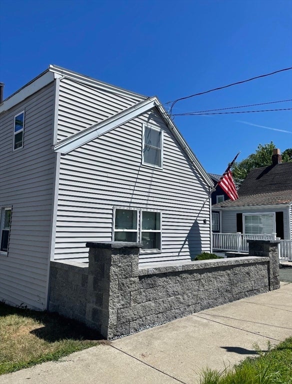 16 Lynn St, Peabody, MA Photo #1