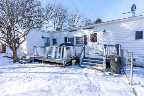 195 Shoreline Dr Billerica MA 01862