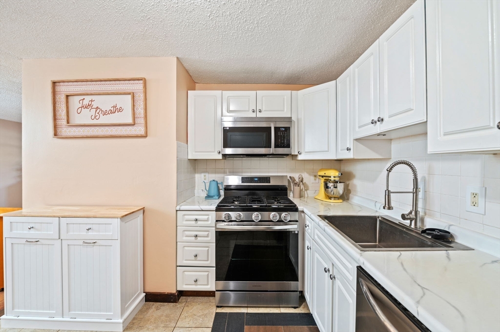 1 Brown Ave 3-78